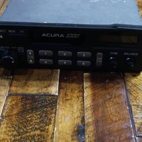 Acura 08a01-102-310 1000 Car Radio Am/fm Tone Balance Eject Rewind P/n