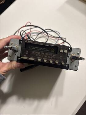 7327 Alpine Am/fm Cassette Car Stereo - Untested