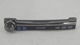 Iva-d106r Alpine Car Radio Face Plate