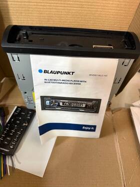 Blaupunkt Beverlyhills160 Missing Items Beverly Hills 160 Am/fm Mp3/usb/cd Player