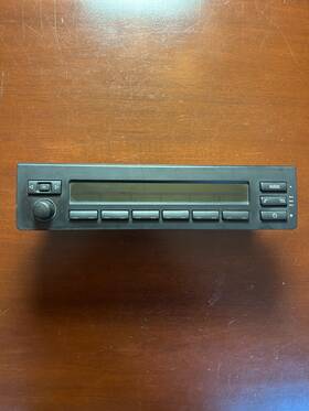 65.82-6909133 Bmw E53 X5 00-06 Oem Multi Information Display Am Fm Tuner Receiver 65826909133