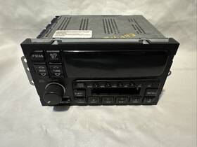 16236654 Buick 2001 Delco Electronics Oem Factory Car Stereo For Various Different Gm Vehicles