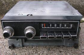 15c42541b04 Chrysler / Motorola 1969-1975 Plymouth Fury Dodge 300 Cuda Am Radio Challenger Etc
