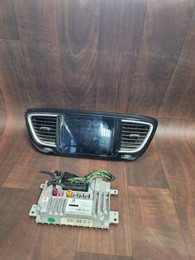 P68223456ad Chrysler 2017 Pacifica Radio Screen Display Receiver 68323691af