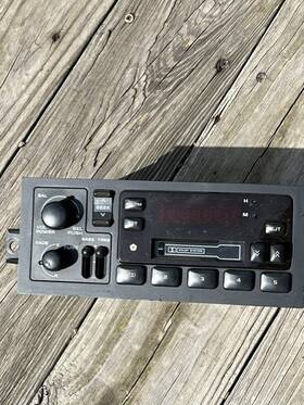 Chrysler Po4704366 Plymouth Dodge Jeep Radio Am/ Fm Cass. Amber Display