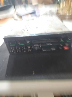 Clarion 286-5757-01 Reciever Pn 02 73 409 For Saab 12v Car Audio Cassette Player Untested