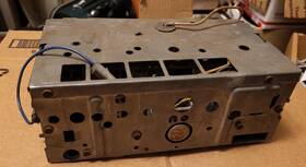 Delco 13apb1 Vintage Oldsmobile Cutlass F-85 Am Push Button Radio 1971-1973 With Original Knobs