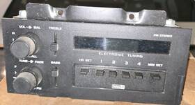 16025172 Delco Car Stereo Gm Am/fm Radio- Untested Astro Tstd Worked 6/92
