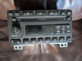 5l2t-18c815-dc Ford 1r3f-18c815-qd 05 2005 Explorer Mountaineer Am Fm 6 Disc Cd Radio Receiver