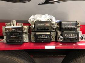 Doza-18806 Ford 1968 1969 1970s Mustang Cougar Shelby Am Am/fm Radios Lot Of 6 Doza-18806 Ford 1968 1969 1970s Mustang Cougar Shelby Am Am/fm Radios Lot Of 6
