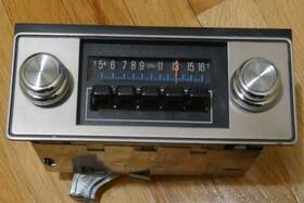 E3af-18806 Ford Vintage Am Push Button Radio Model 1983s Ltd F Series Mustang
