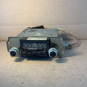 E4af-19a241 Ford Vintage 1979-1986 Am/fm Radio Stereo Aa 4a2603583