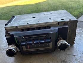 General Motors 01bpbt2 1970 Chevelle Am 8-track Radio Oem Part #01bpbt2 Untested