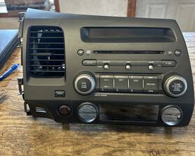 Honda 39100-sva-a03 06-09 Civic Dx Lx Radio Receiver Without Nav Cd Mp3 Am Fm With Trim No Code