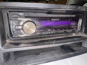 30307977 Kenwood Radio Used