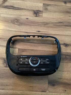 Kia Od3551 Soul 2014 - 2019 Factory Radio And Climate Trim Psp00c Oem