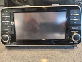 28021-5rooa Panasonic 2022 Nissan Kicks Radio With Sirus Adapter Used