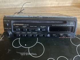 Deh-520 Pioneer 650-a Car Audio Converter/ Cd Super Tuner