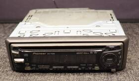 Deh-2000 Pioneer Vtg Car Stereo In Dash Cd Player Am Fm Super Tuner
