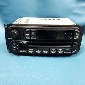 P560385 Radio Vtg 2002 Dodge Chrysler 89an Am/fm Cd Player Stereo Unit