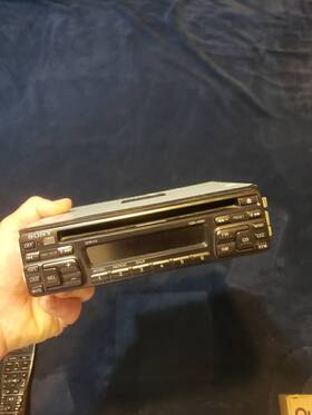 Cdx-4090 Sony Car Cd Stareo See