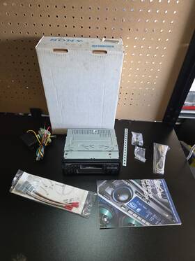 Xr-c720 Sony Cassette Player Fm Tuner Untested