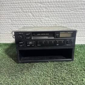 86120-17320 Toyota 18120-17320 Oem Radio Stereo Am Fm Tuner Cd Cassette Player