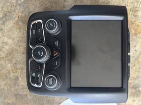 88224531ah Uconnect 8.4 Vp3 Touch Screen With A/c Blower Bezel