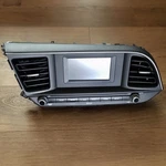 19-20 Hyundai Elantra Radio Player Info Display Screen 96160-F2UA0SSH W/ Vents. Fixed Price $79.99.