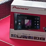 Pioneer AVH-2500NEX 6.8IN Touchscreen Dvd Receiver Bluetooth Din. Fixed Price $400.00.